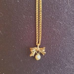Vintage Avon necklace